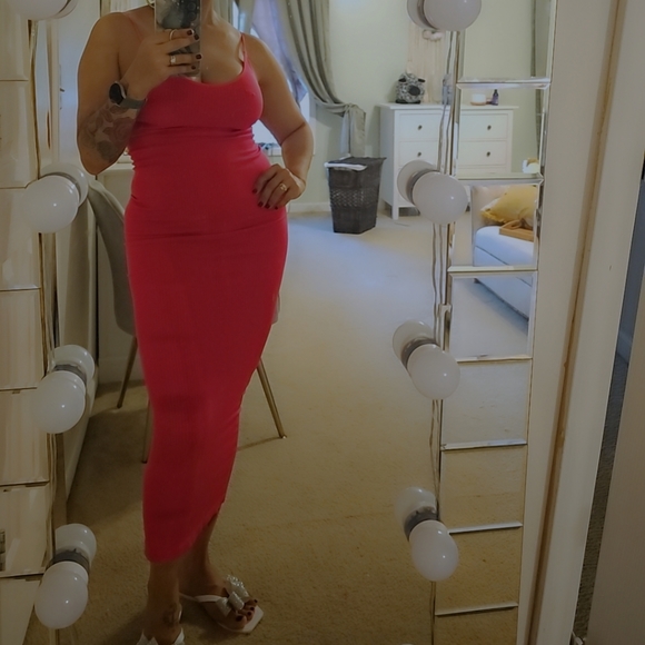 Dress - Picture 1 of 1